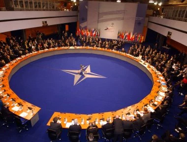 Τελεσίγραφο ΝΑΤΟ: Η Συμμαχία απειλεί την Ρωσία με προληπτικό πλήγμα λόγω ανάπτυξης φονικού πυραυλικού συστήματος